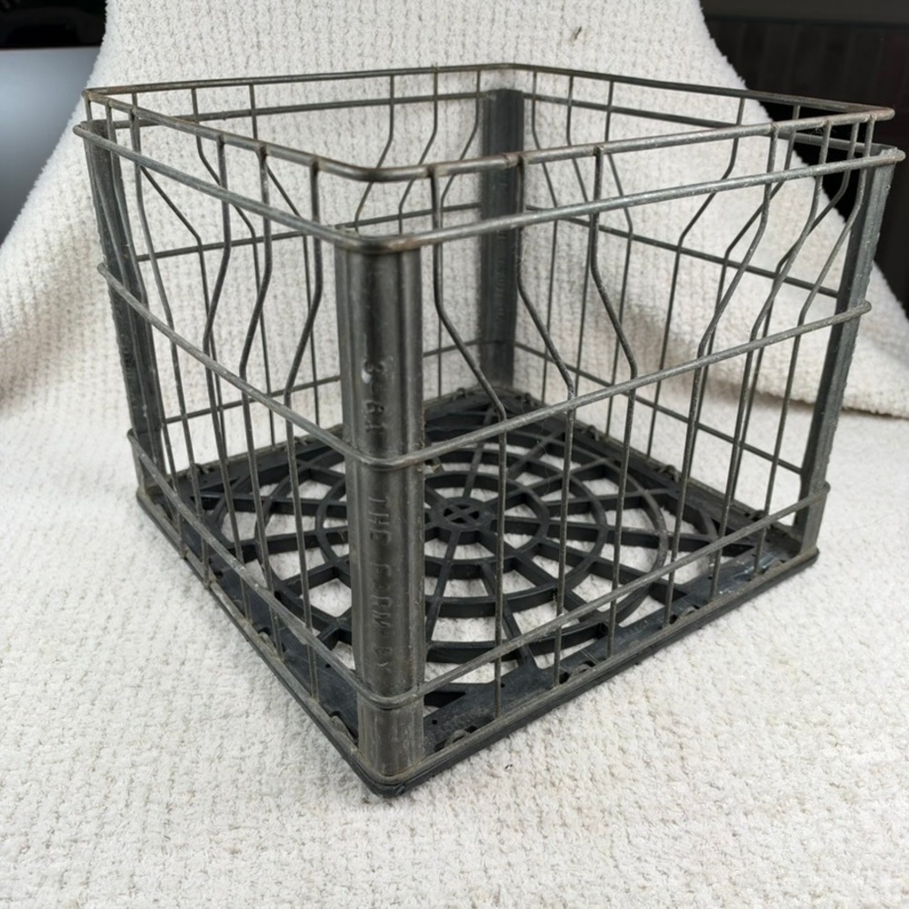 Vintage The Farm Dairy Metal Wire Milk Crate Industrial Storage 13x13x11 Rustic